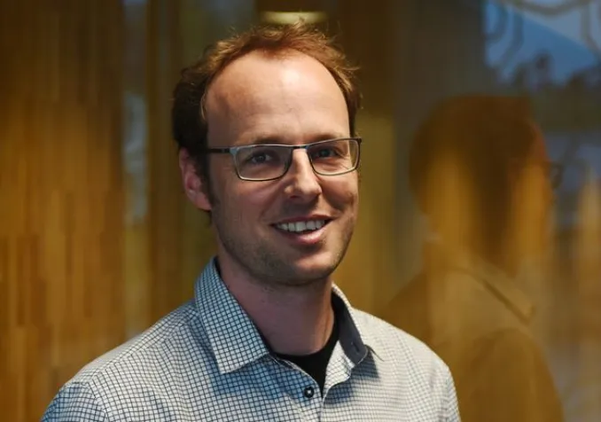 DR