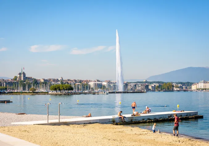 ©iStock/Olrat
