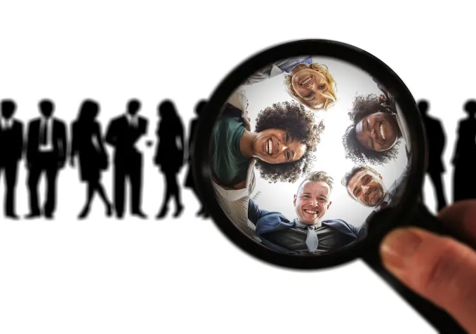 Une économie qui laisse place à l’invisible Une économie qui laisse place à l’invisible