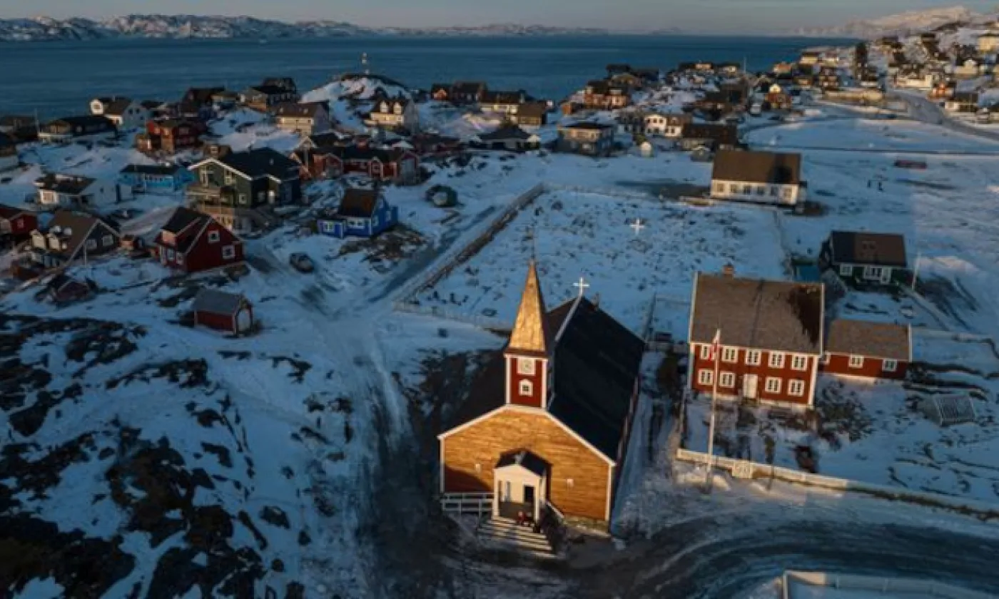 Une église à Nuuk au Groenland, le 25 janvier 2026 Copyright 2026 The Associated Press. All rights reserved - EVGENIY MALOLETKA