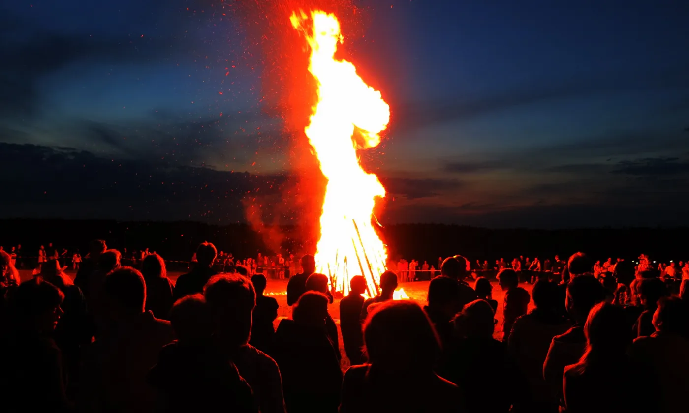 © iStock Luc-Eric Revilliod est un des descendants de «La Rolette», l’avant-dernière «sorcière» du canton à avoir été brûlée, après avoir passé onze années dans la prison attenante au temple de Jussy. Un festival lui redonne vie, tout en rendant hommage aux autres victimes du lieu.