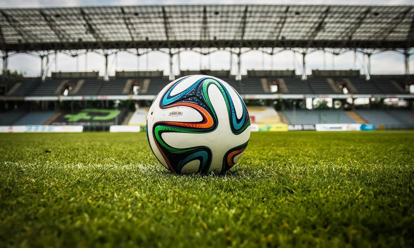Un match de foot à Rome contre l'exclusion des Roms ©Pixabay/Jarmoluk