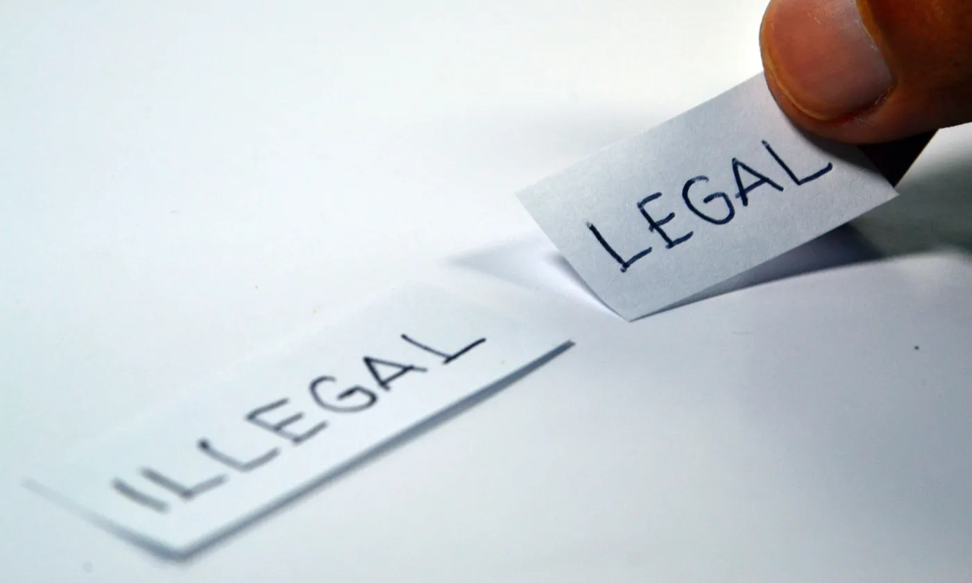 Suffit-il de respecter la loi pour être d’une honnêteté attestée de manière indiscutable? CC0 Ramdlon / Pixabay